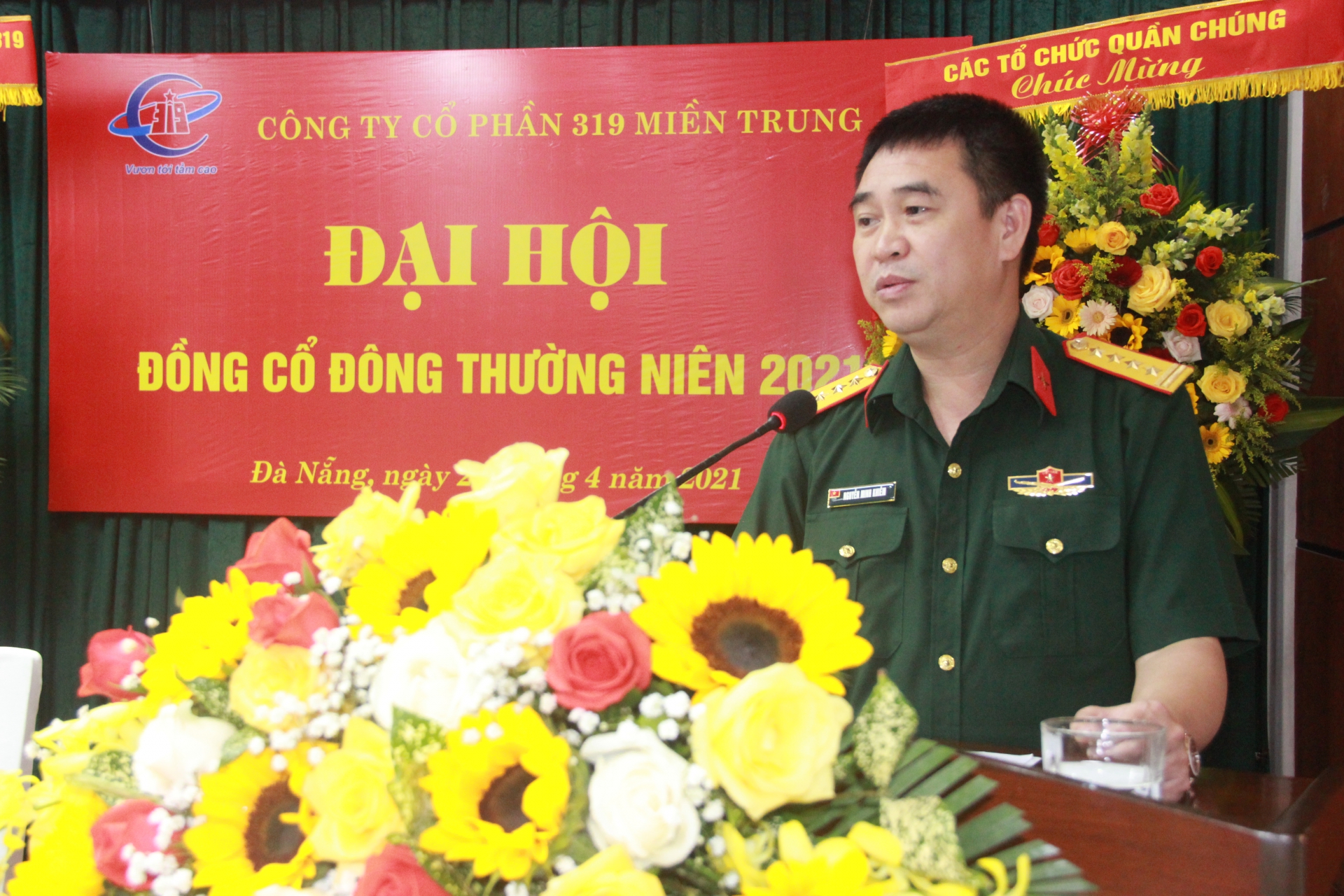 Đ/c Nguyễn Minh Khiêm - Phó Bí thư Đảng ủy - Giám đốc Tổng công ty phát biểu tại Đại hội